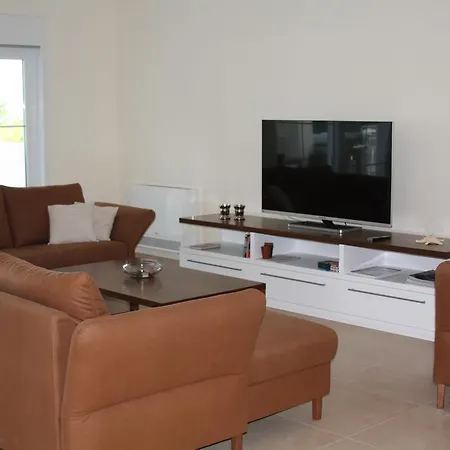 Pinna Nobilis - Ground Floor *
