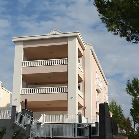 Pinna Nobilis - Ground Floor شقة *