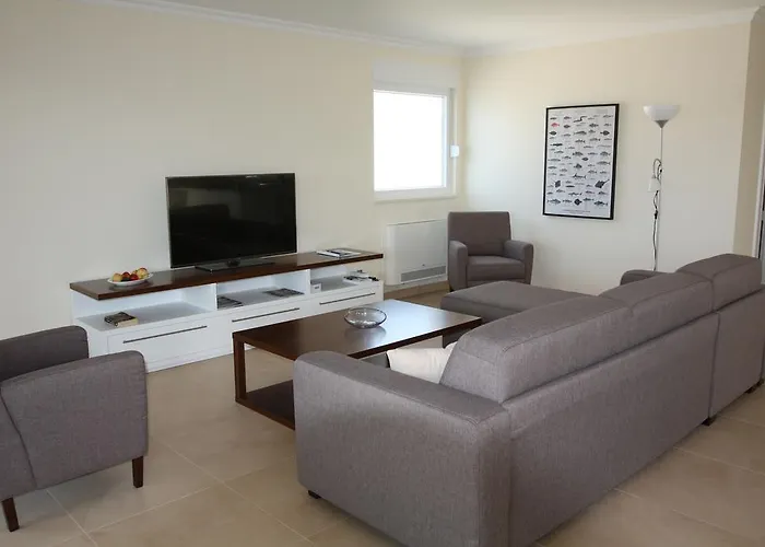 Pinna Nobilis - Ground Floor ברודאריצה