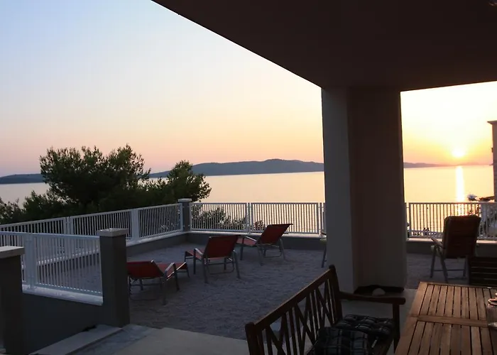 דירה Pinna Nobilis - Ground Floor ברודאריצה