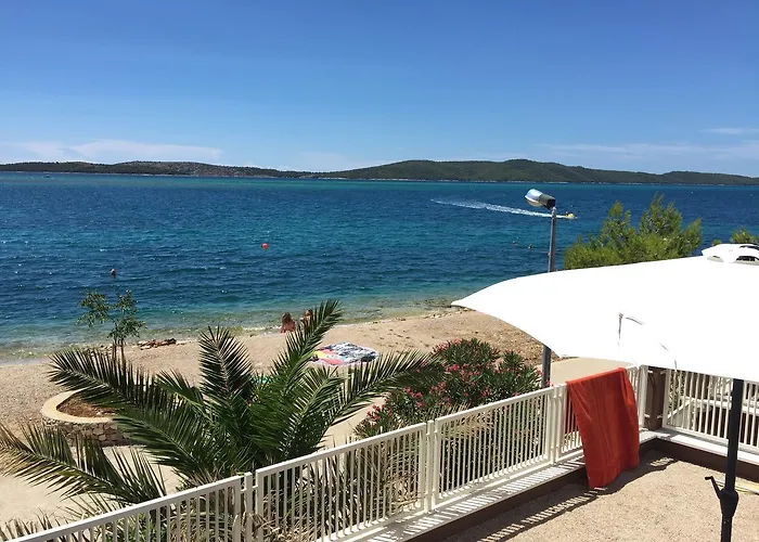 Pinna Nobilis - Ground Floor