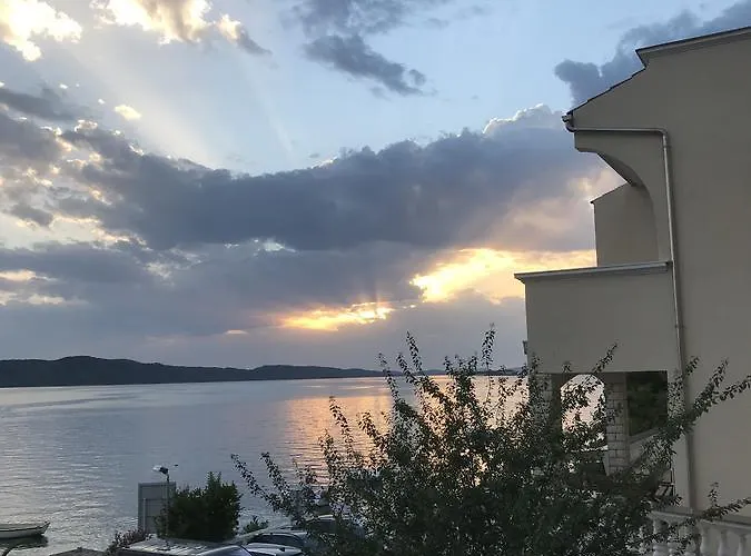 דירה Pinna Nobilis - Ground Floor ברודאריצה